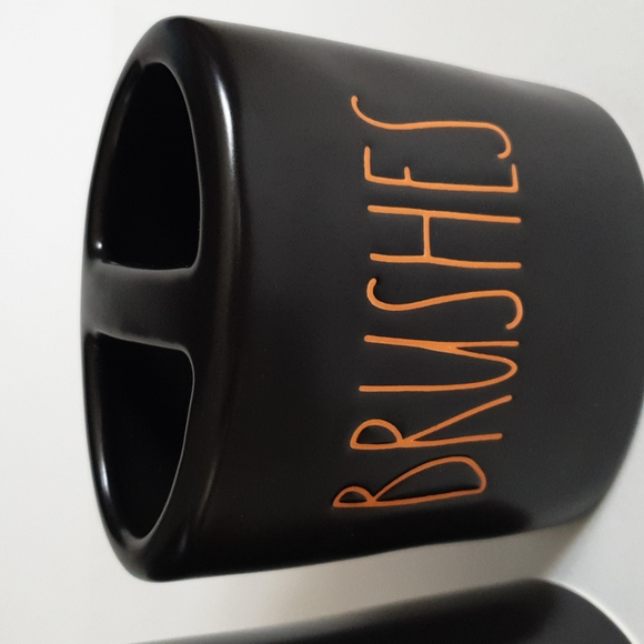 Rae dunn SOAP BRUSH soap dispenser brush holder - Picture 3 of 3